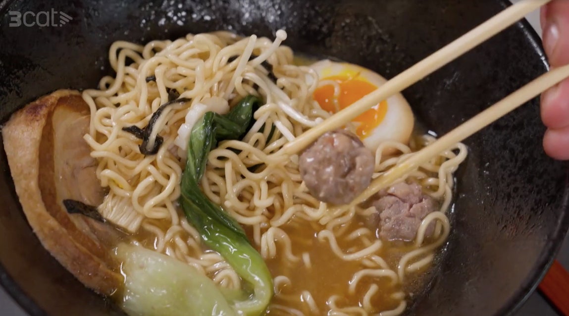 El ramen aranès acabaria sent el plat estrella de la nit - TV3