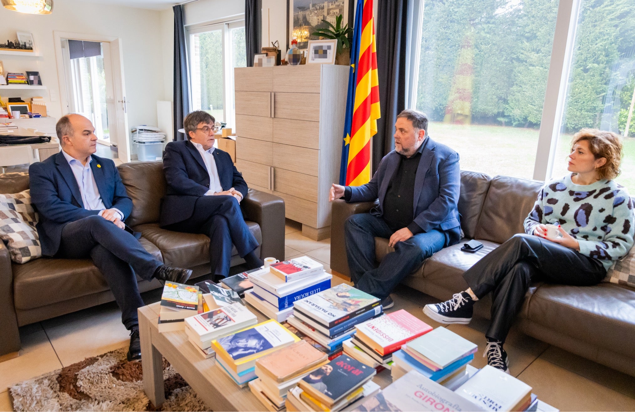 Turull, Puigdemont, Junqueras i Alamany durant la reunió a Waterloo / Junts