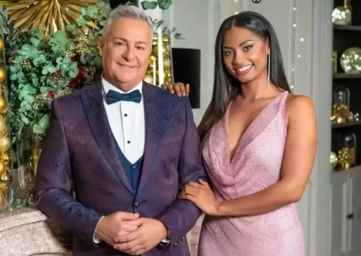 Nia Correia i Roberto Herrera presenten les campanades a Canaries | RTVE