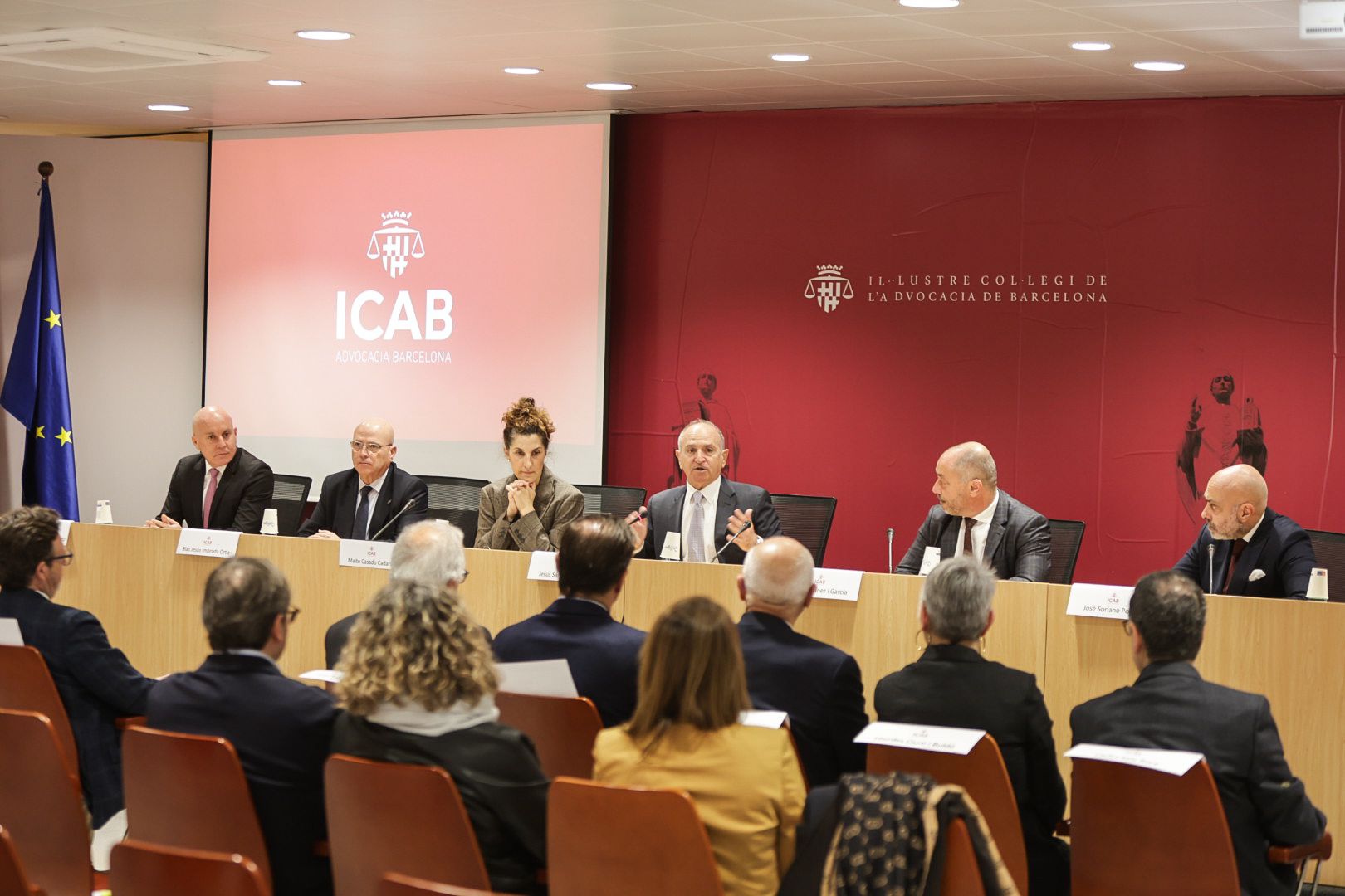 Jesús M. Sánchez intervé en l'acte d'aquest matí sobre la clàusula Sic Stantitbus/ICAB