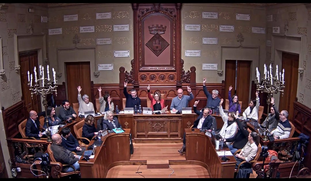 El pleno de Sitges este miércoles aprobando el presupuesto con el apoyo del PSC/Ayuntamiento de Sitges