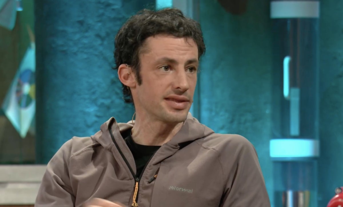 El català Kilian Jornet revela l'episodi d'al·lucinacions que va patir pujant l'Everest | RTVE