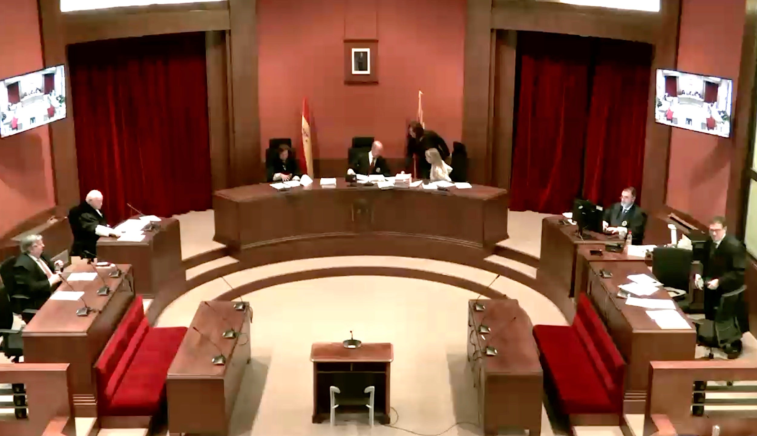 La sala del TSJC on se celebra el judici a Lluís Puig per les obres de Sixena / TSJC