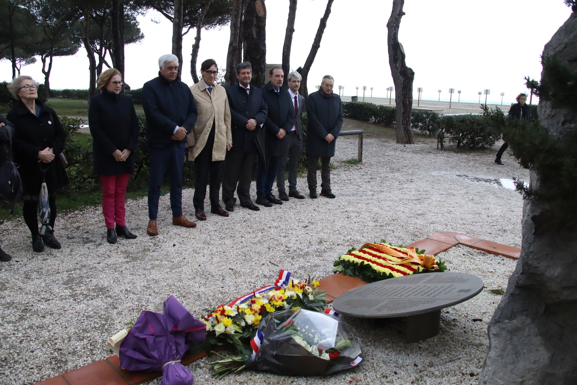 Illa, al monolit d'Argelers/Marina Roig