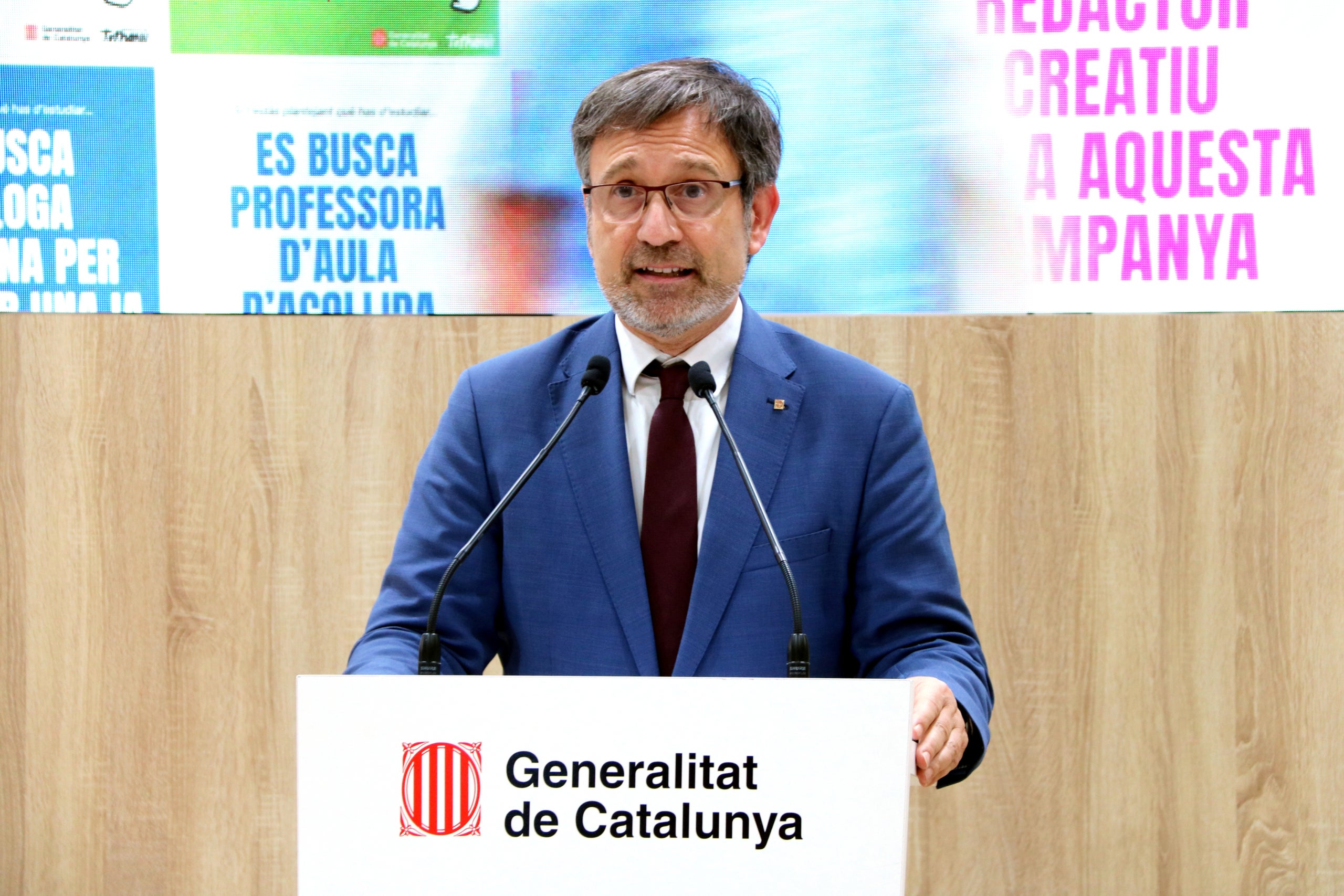 El conseller de Política Lingüística, Francesc Xavier Vila, presenta la segona edició de la campanya 'Tria Filologia Catalana' / Jordi Bataller (ACN)