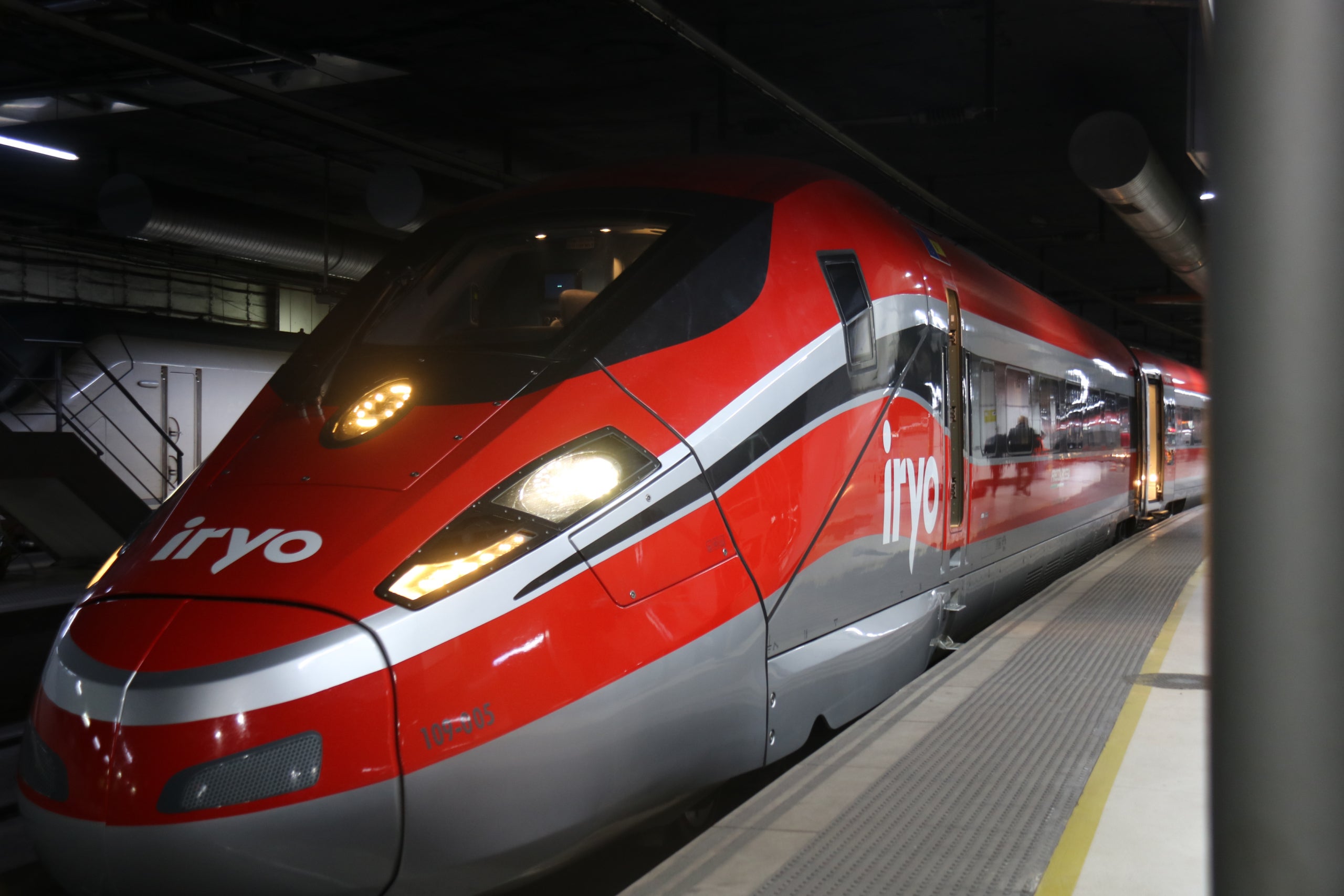 Imatge d'arxiu d'un tren d'alta velocitat Iryo | Marta Vidal (ACN)