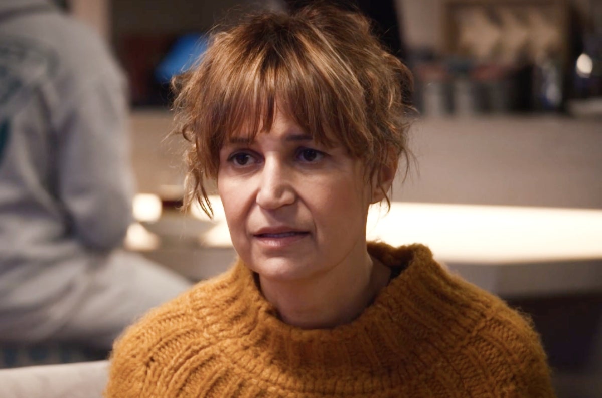 La Marta li confessa a la Isabel el que ha descobert sobre el Joel i el bar del Ferni | 3Cat
