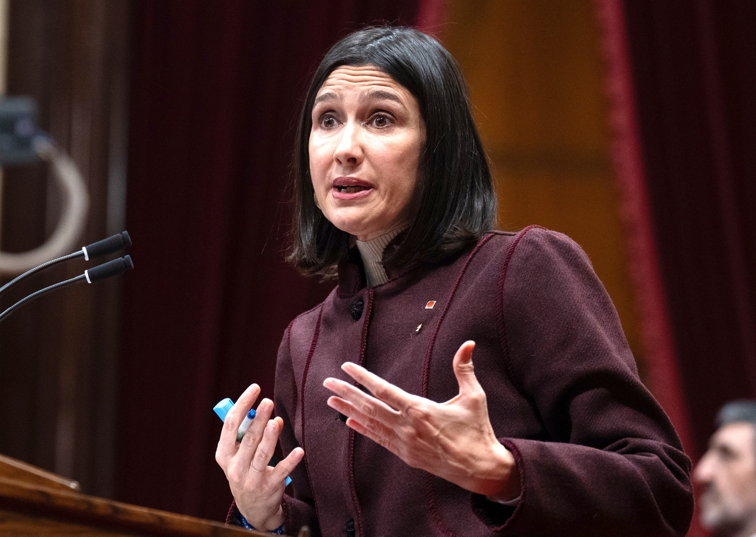 Núria Parlon, que ha engegat una croada contra les armes blanques que obtura el sistema administratiu d'Interior/ David Zorrakino/EP