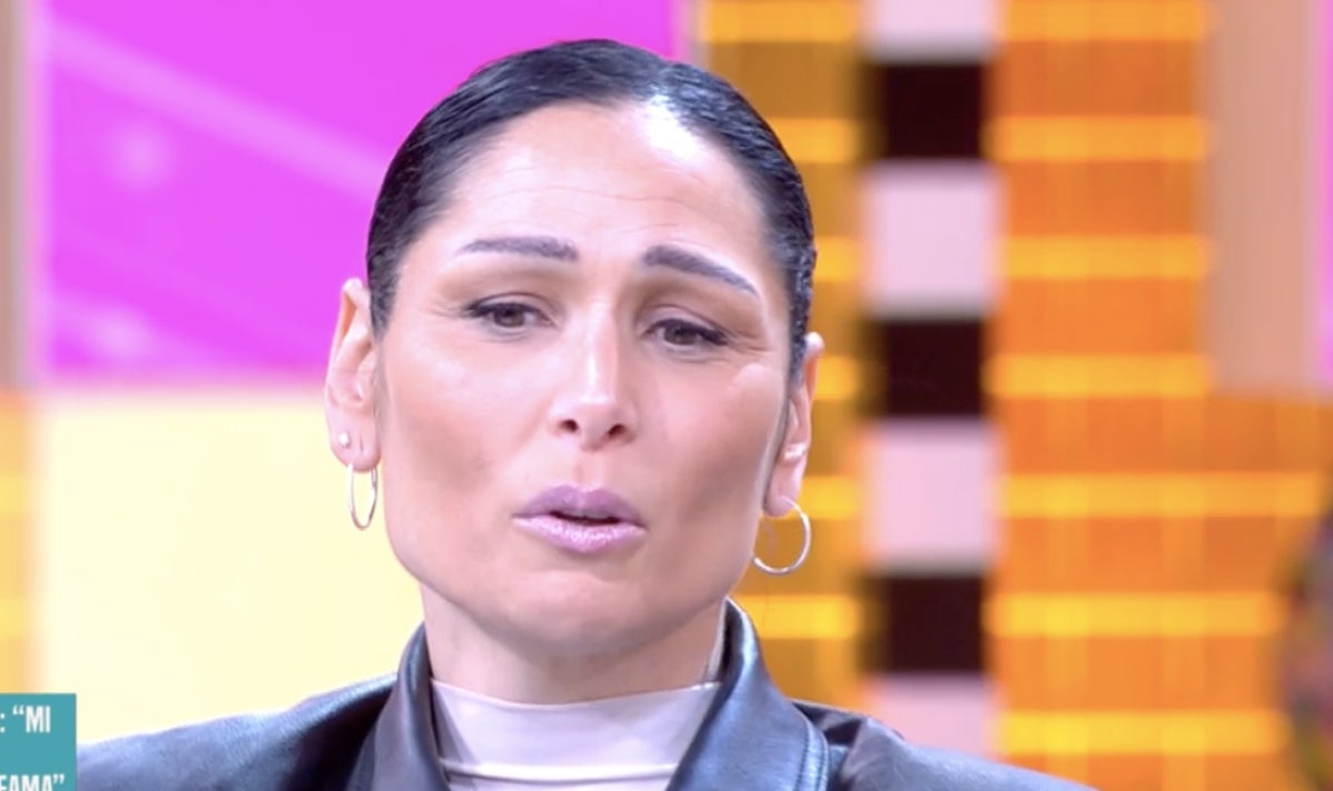 Rosa López, molt emocionada, recorda el seu pare amb una cançó | Telecinco