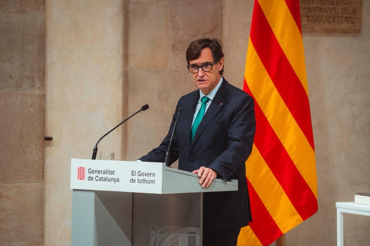 El president Salvador Illa, aquest dimarts al saló Sant Jordi del Palau de la Generalitat | Arnau Carbonell (Govern)