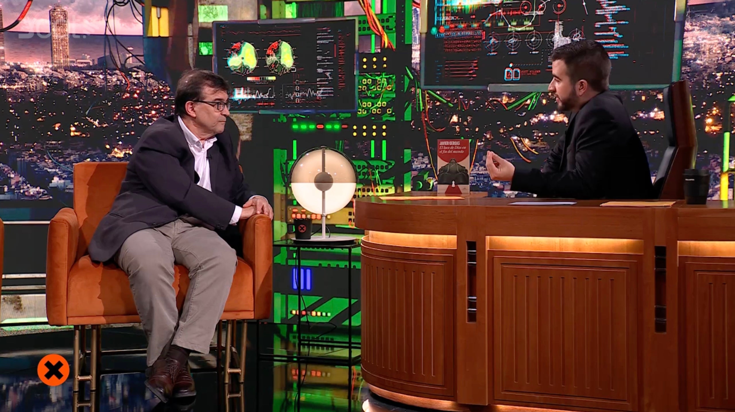 L'escriptor Javier Cercas, amb Ricard Ustrell, al programa 'Col·lapse', de TV3