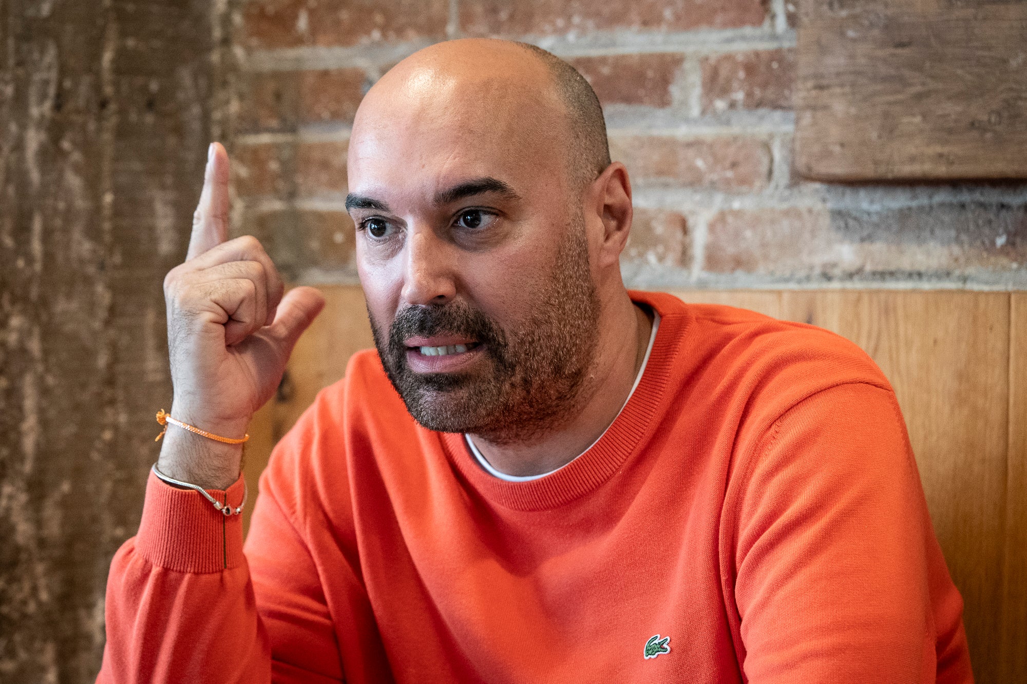 Llucià Ferrer, presentador del programa de 3Cat 'Atrapa'm si pots' | Mireia Comas