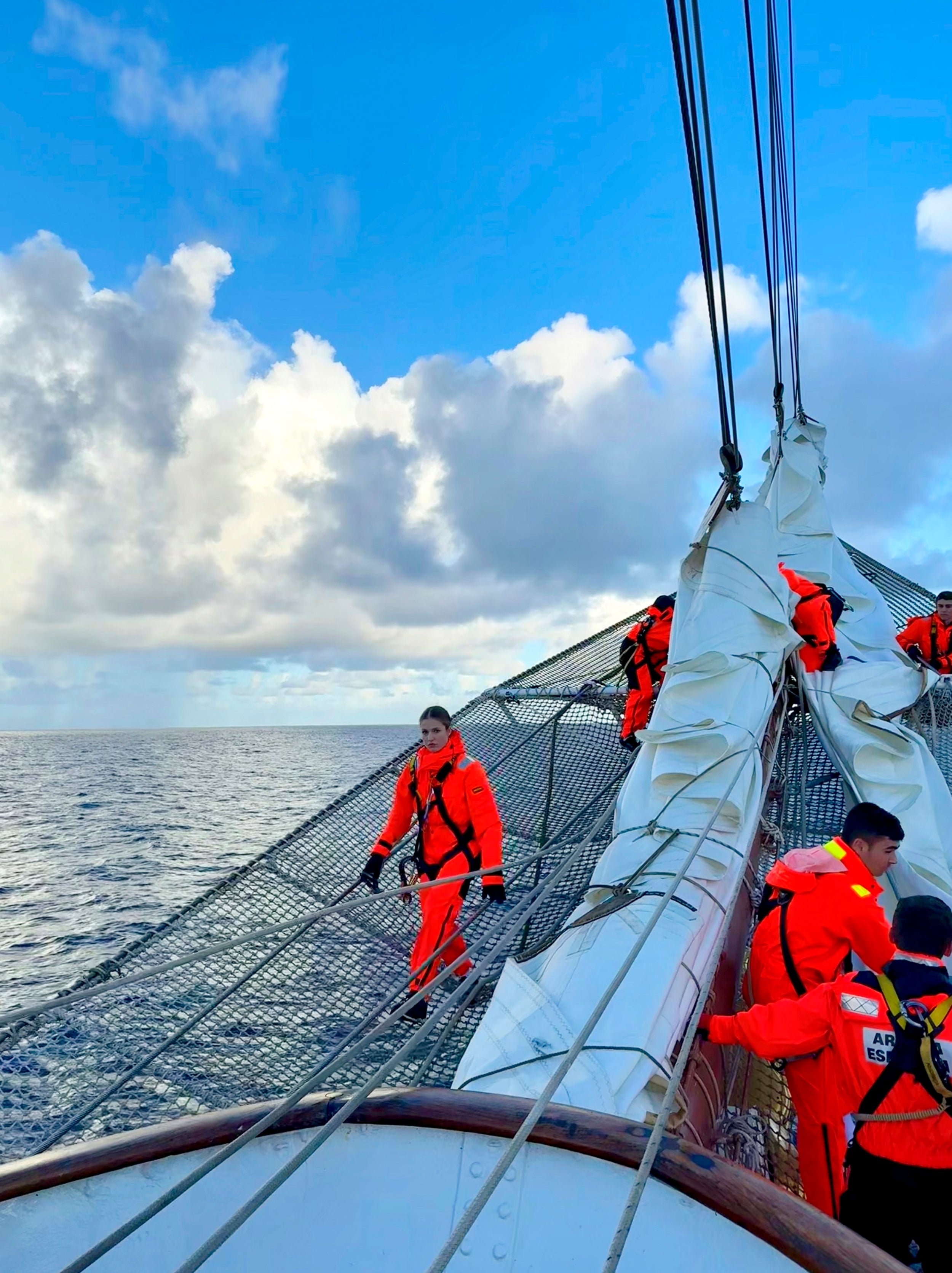 Nuevas imágenes de Elionor en el ecuador de la travesía a bordo del Elcano | Europa Press