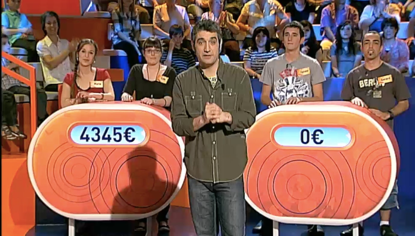 Roger de Gràcia va presentar la segona etapa del concurs 'Bocamoll' a TV3 _ 3Cat