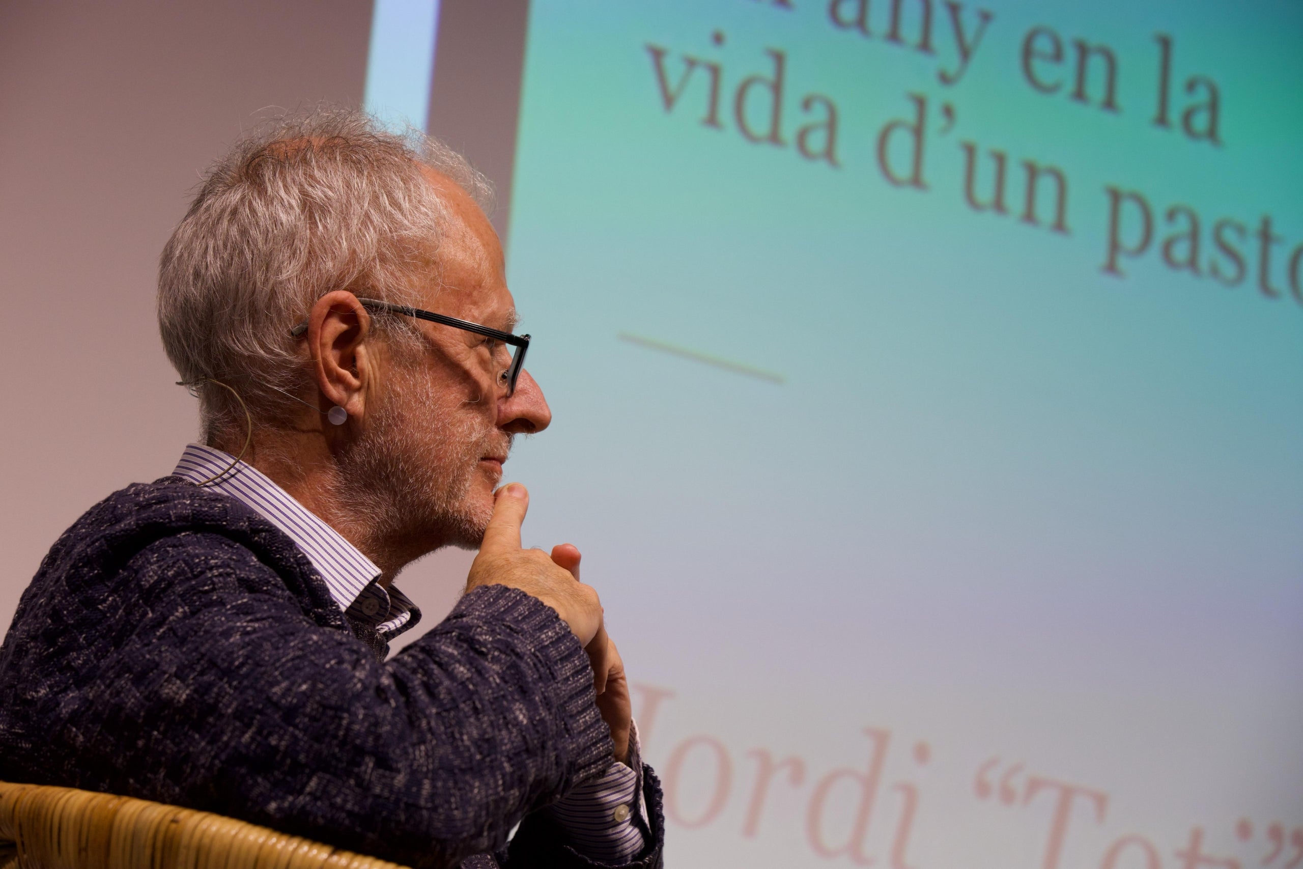 Steve Cracknell, britànic, ha escrit el pròleg de 4 estacions i un ramat/Joel Codina/Ona Llibres