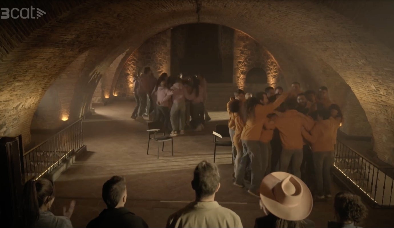 Escenes de l'interior del castell d'Hostalric, l'escenari del concurs de TV3 'Soc i seré' | 3Cat
