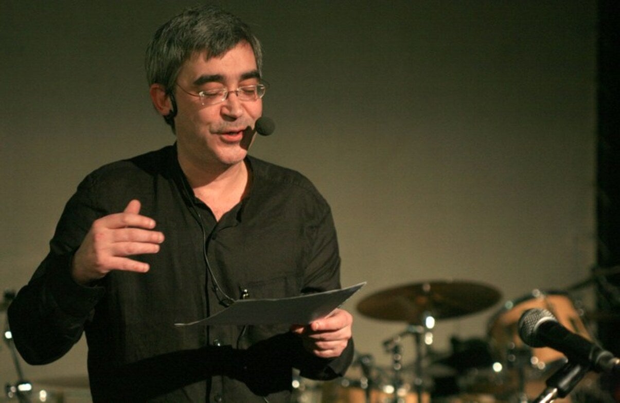 El escritor Xavier Garcia en un acto / Ajuntament de Tàrrega