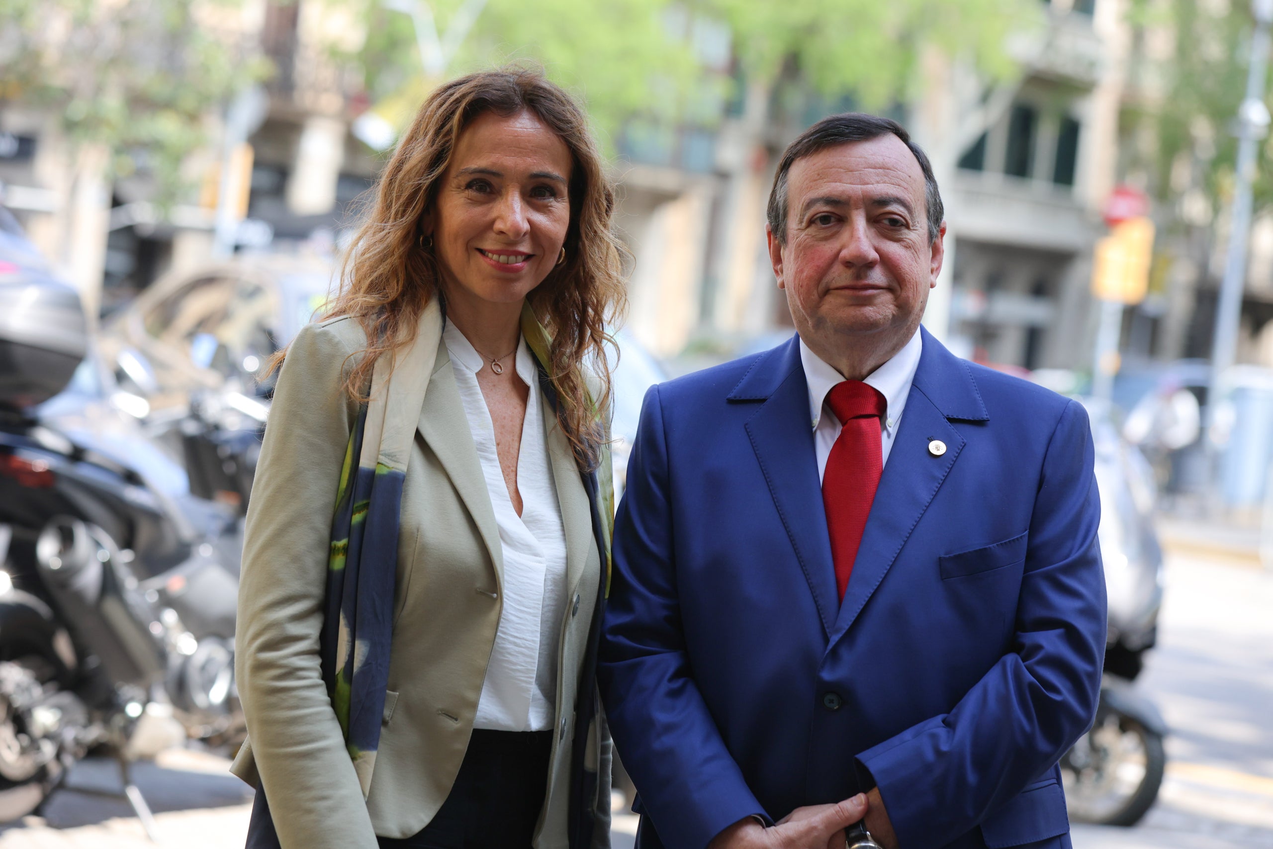 Sara Iglesias y Joan Ramon Ramos, candidatos a decano y vicedecana en el ICAB/OD