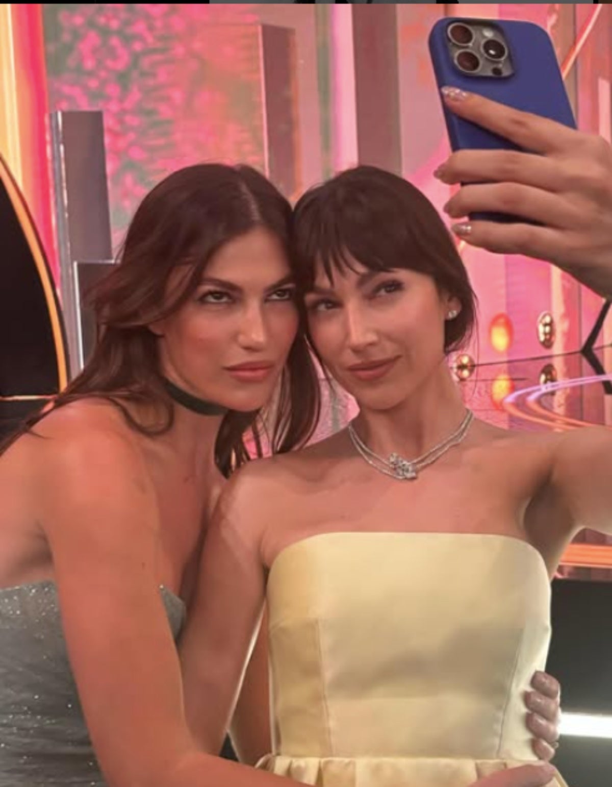 Úrsula Corberó con la actriz Stefi Roitman, su doble argentina | Instagram