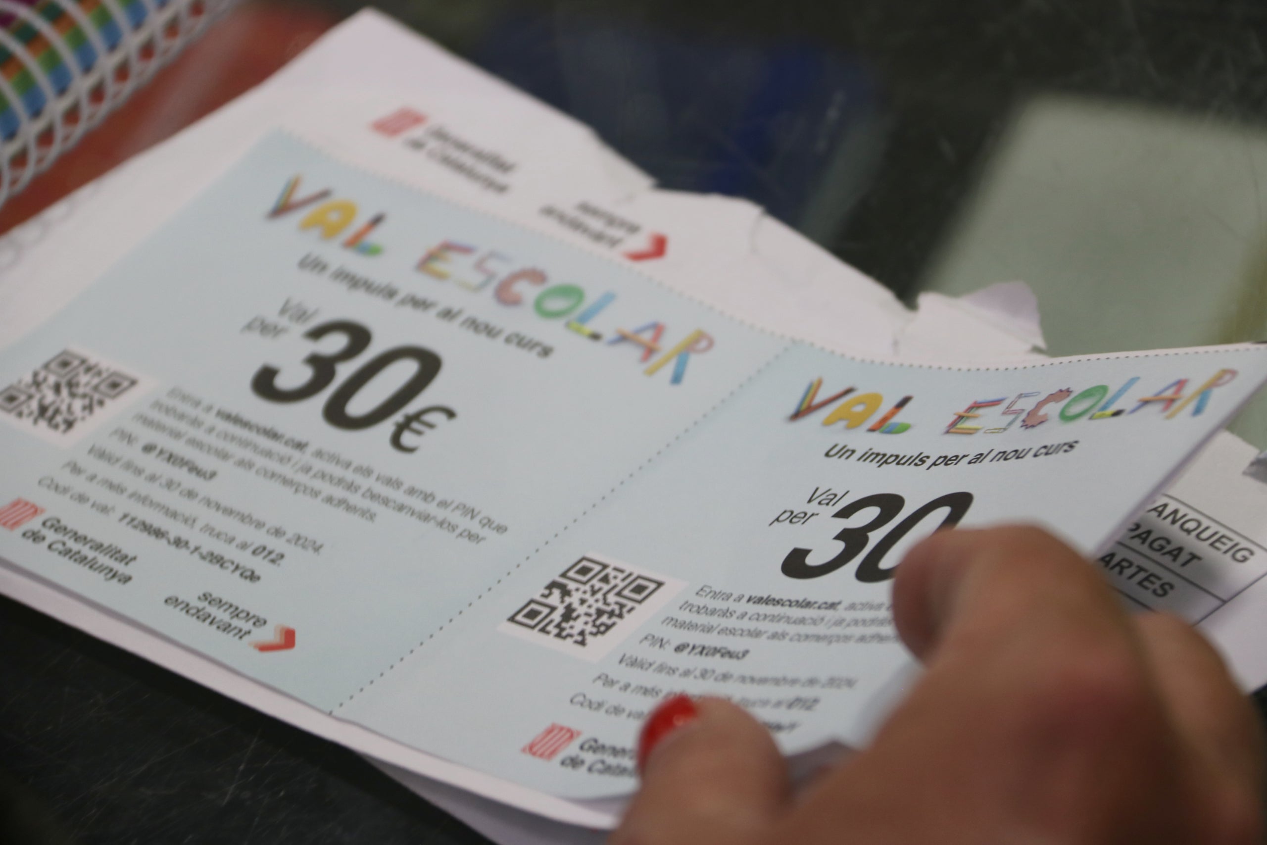Un exemplar de val escolar de 60 euros / ACN
