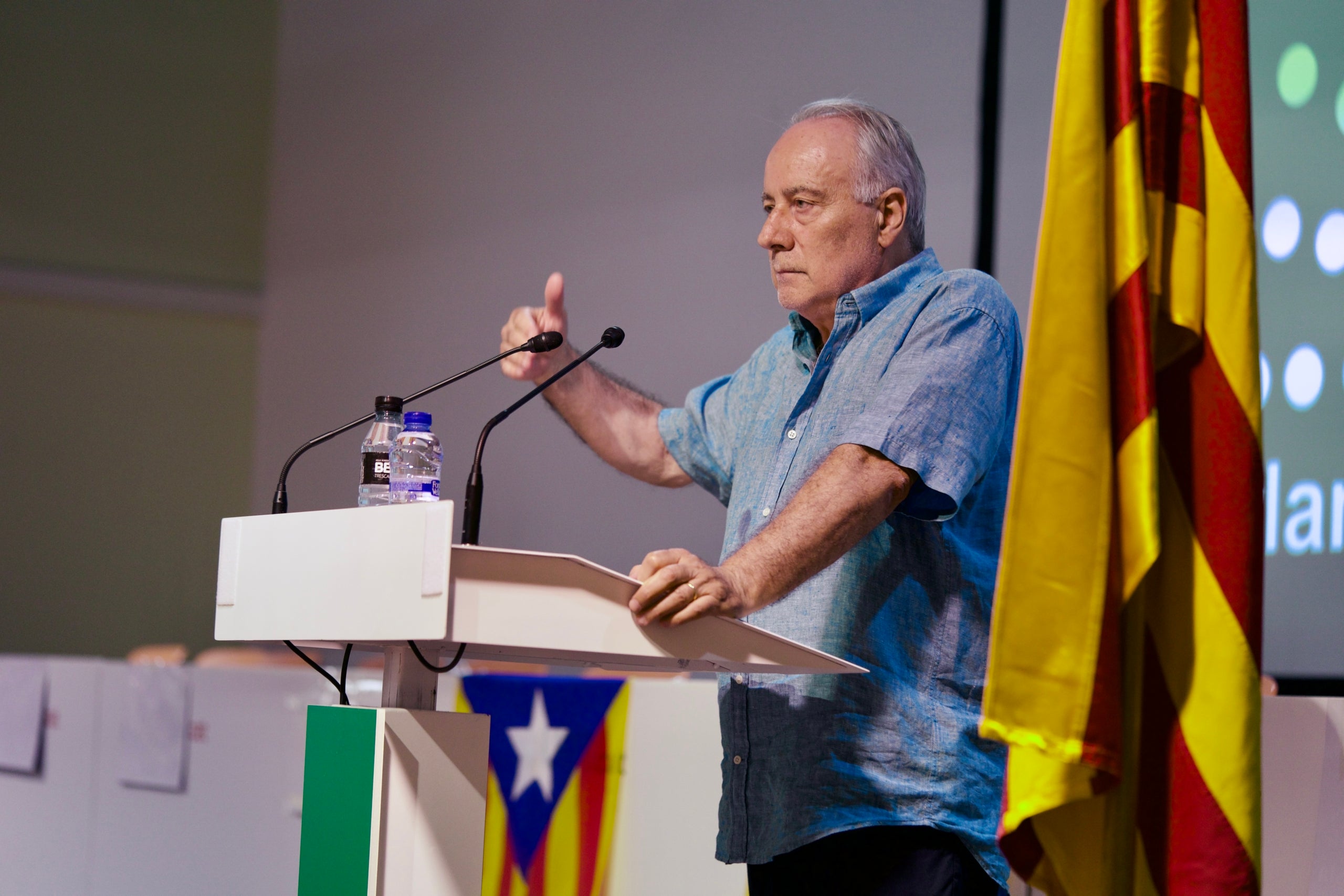 Joan Carretero, presentando la propuesta de “Parlament Lliure” en el CADCI / Mireia Comas