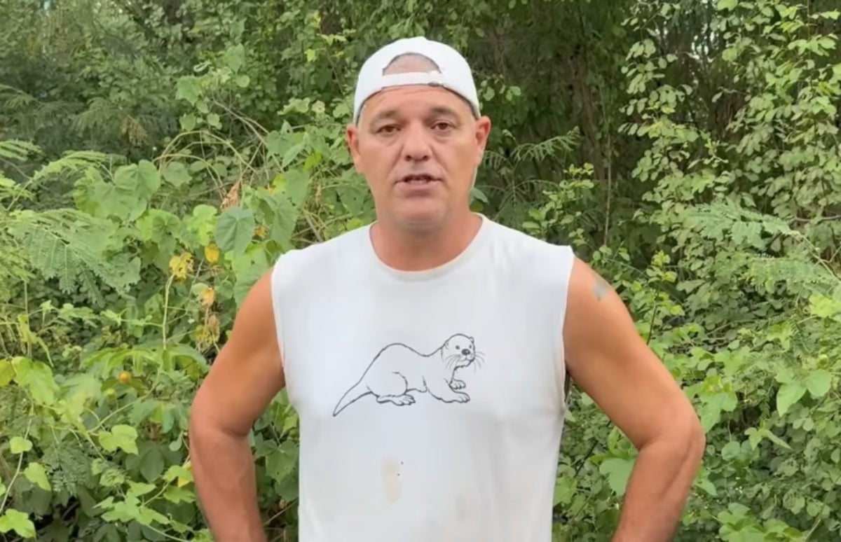 Frank Cuesta, condemnat a pagar una multa per possessió d'animals protegits | YouTube
