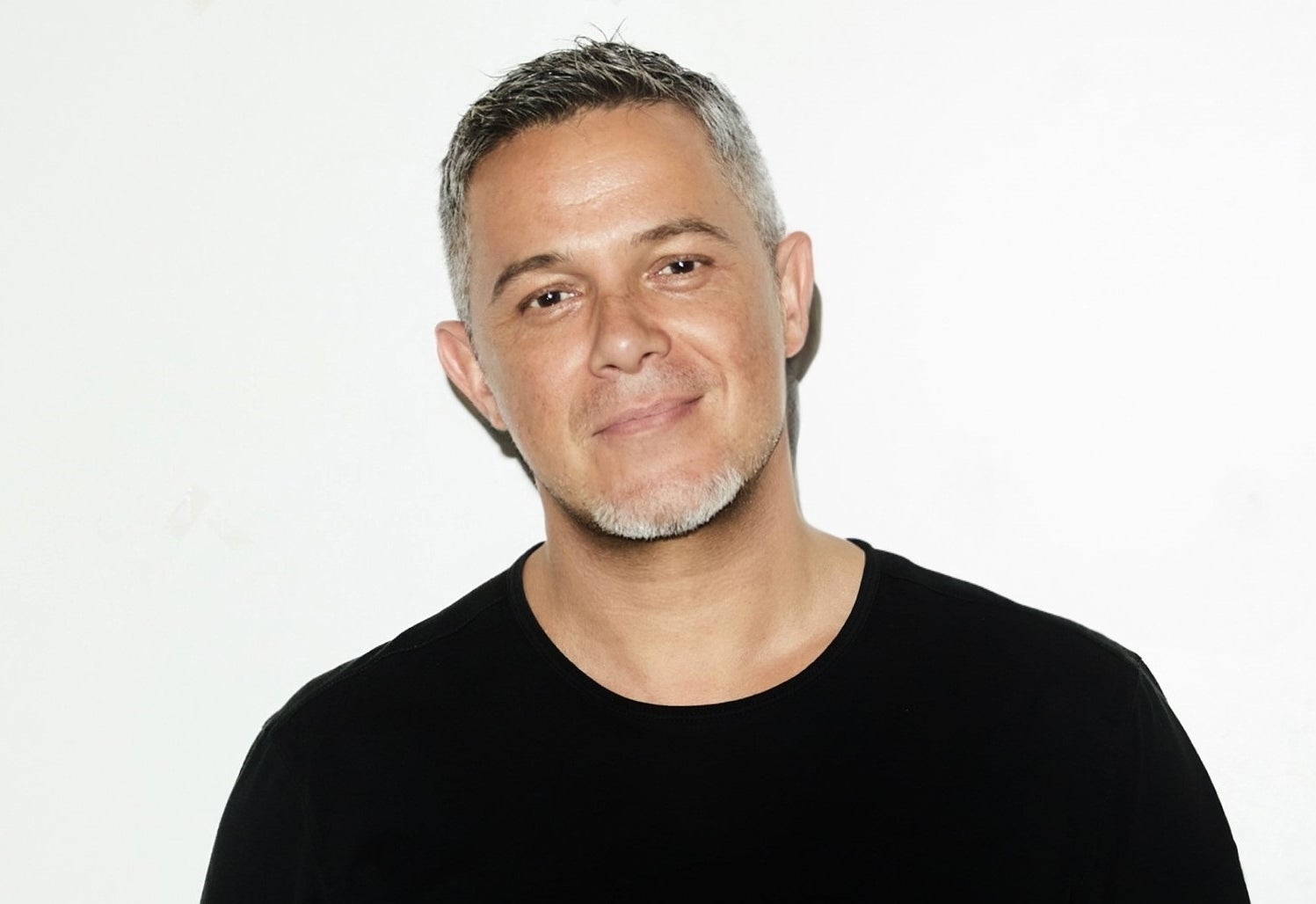 Nous detalls del cas d'Ivet Playà, la fan que ha revelat la seva història amb Alejandro Sanz | Europa Press