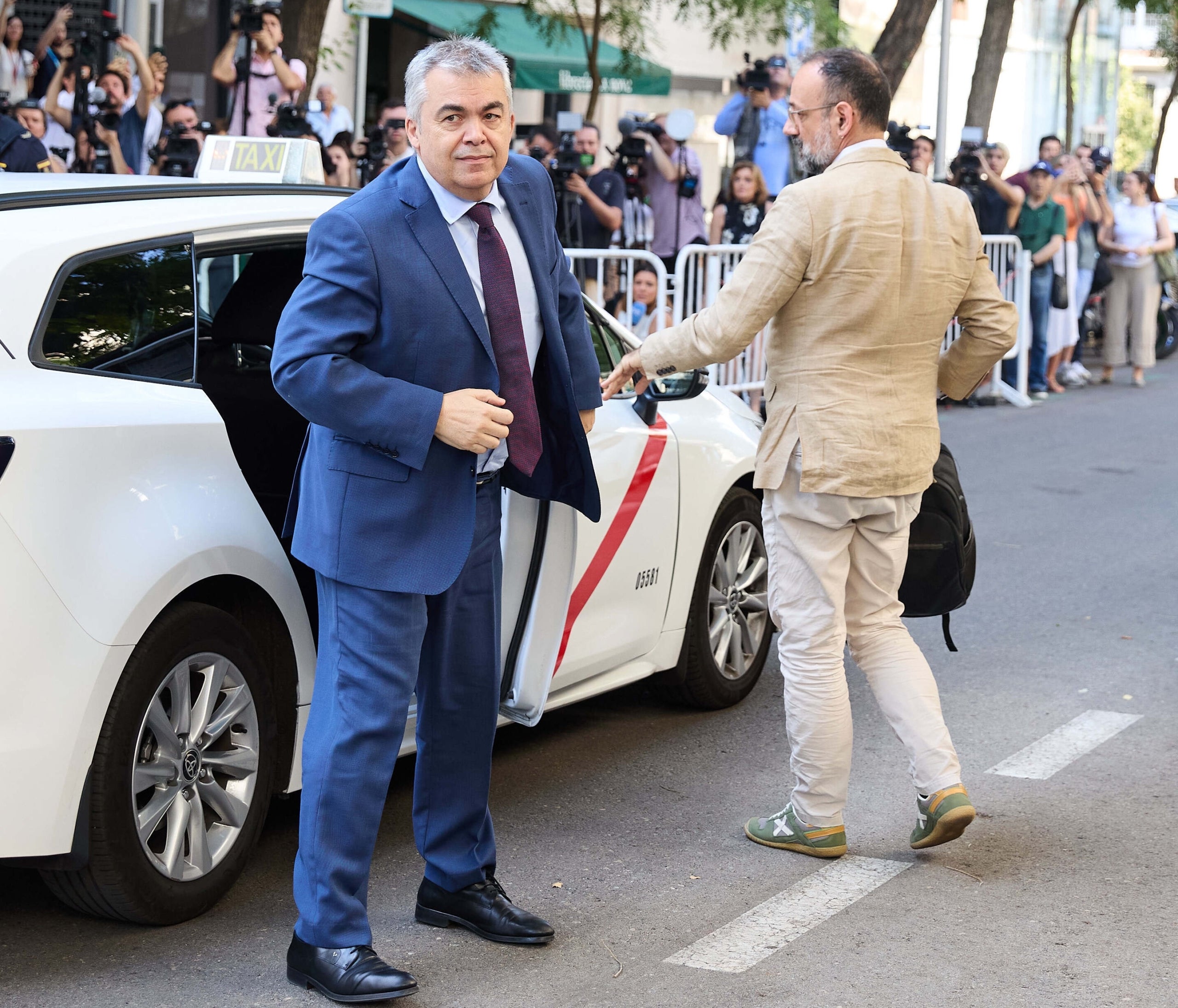 Santos Cerdán arriba al Suprem acompanyat del seu advocat Benet Salellas/Jesús Hellín/EP