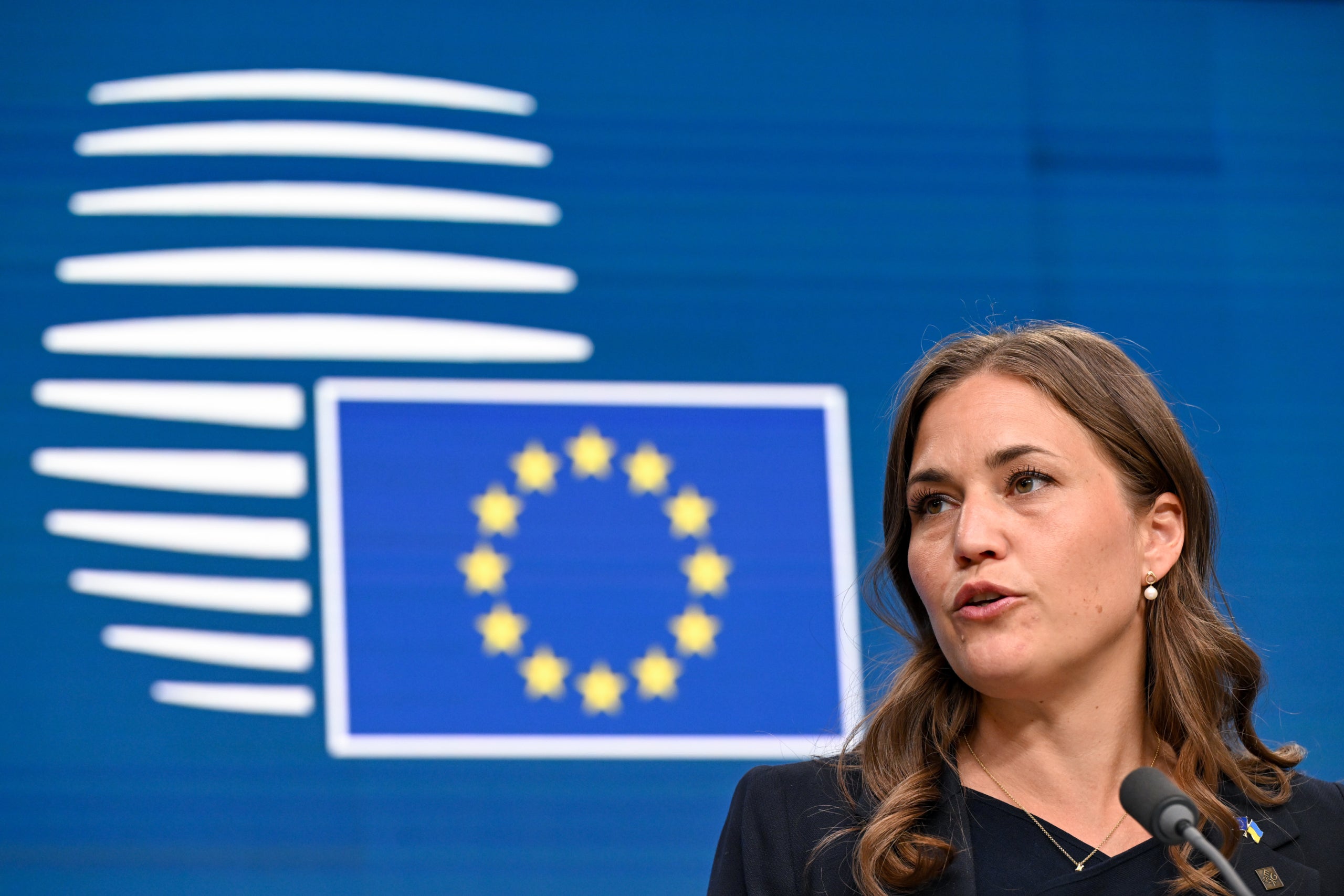 La ministra de Asuntos Europeos danesa, Marie Bjerre, durante la rueda de prensa posterior a la reunión donde se ha abordado la oficialidad del catalán | Unión Europea