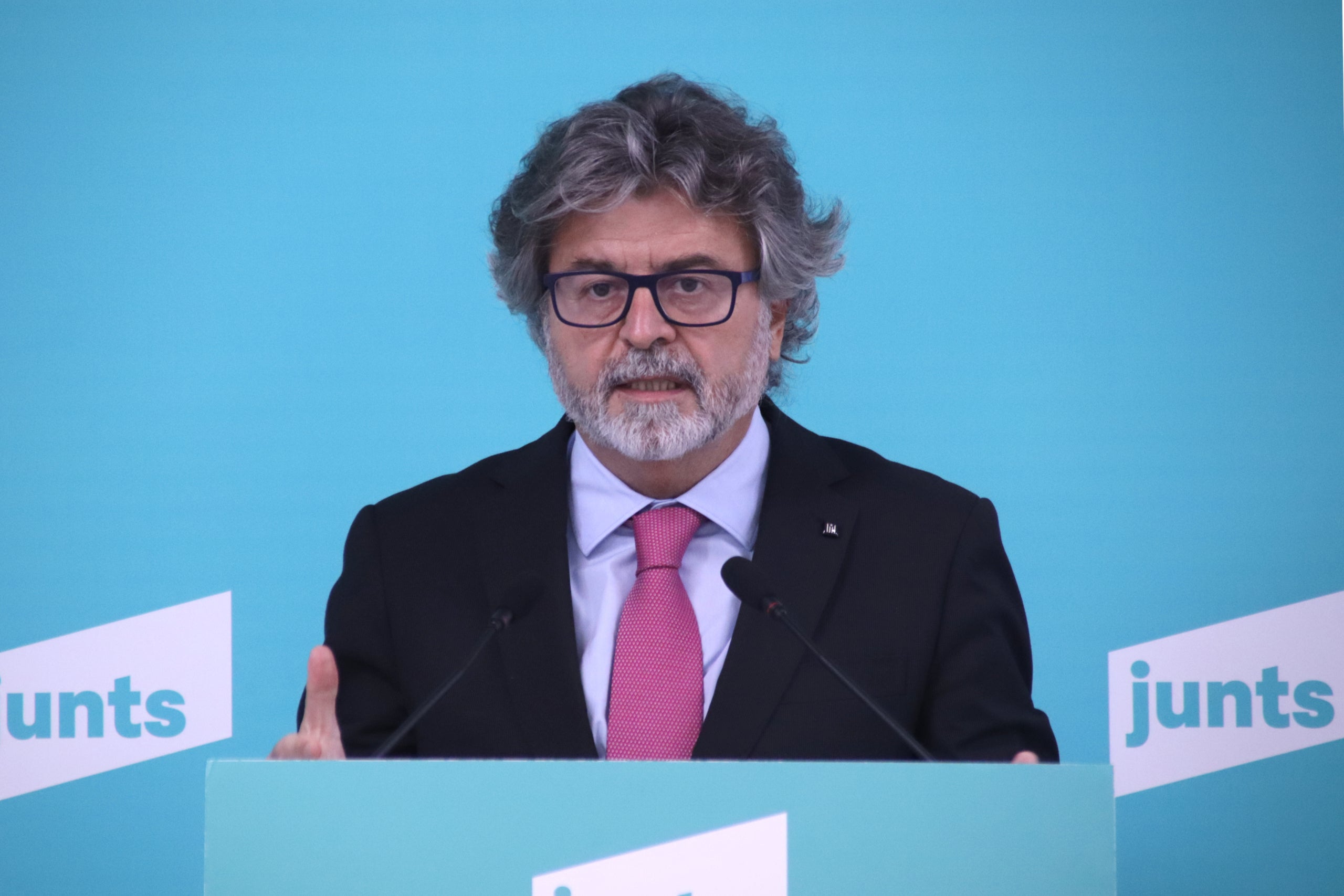 El vicepresident de Junts Antoni Castellà durant una roda de premsa a la seu del partit. / Mariona Puig / ACN