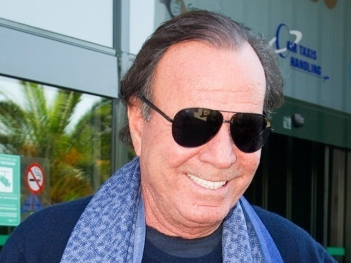 Com es troba realment Julio Iglesias? | Europa Press


Julio Iglesias rechaza que le comuniquen en OjÃ©n (MÃ¡laga) la demanda por la presunta paternidad de un valenciano



  (Foto de ARCHIVO)



04/05/2018