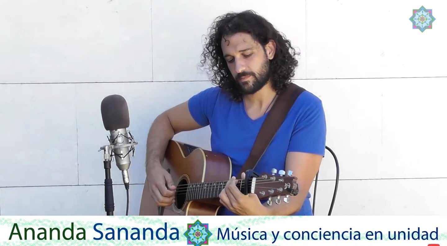 El cantant ara és mestre de meditació - Youtube