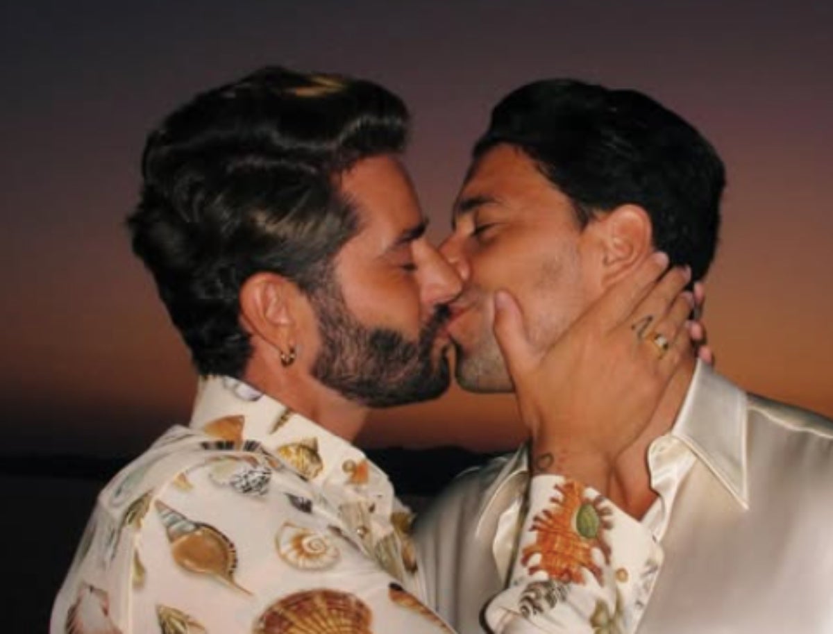  Pelayo Díaz anuncia que se casa con su novio Gal Marom | Instagram