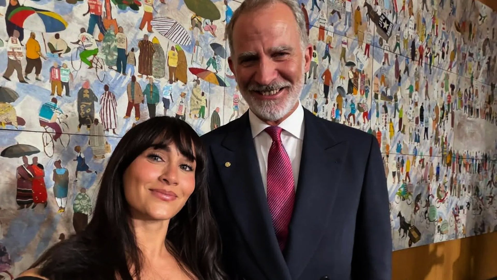 Aitana sorprèn amb un selfie amb Felip de Borbó - Instagram