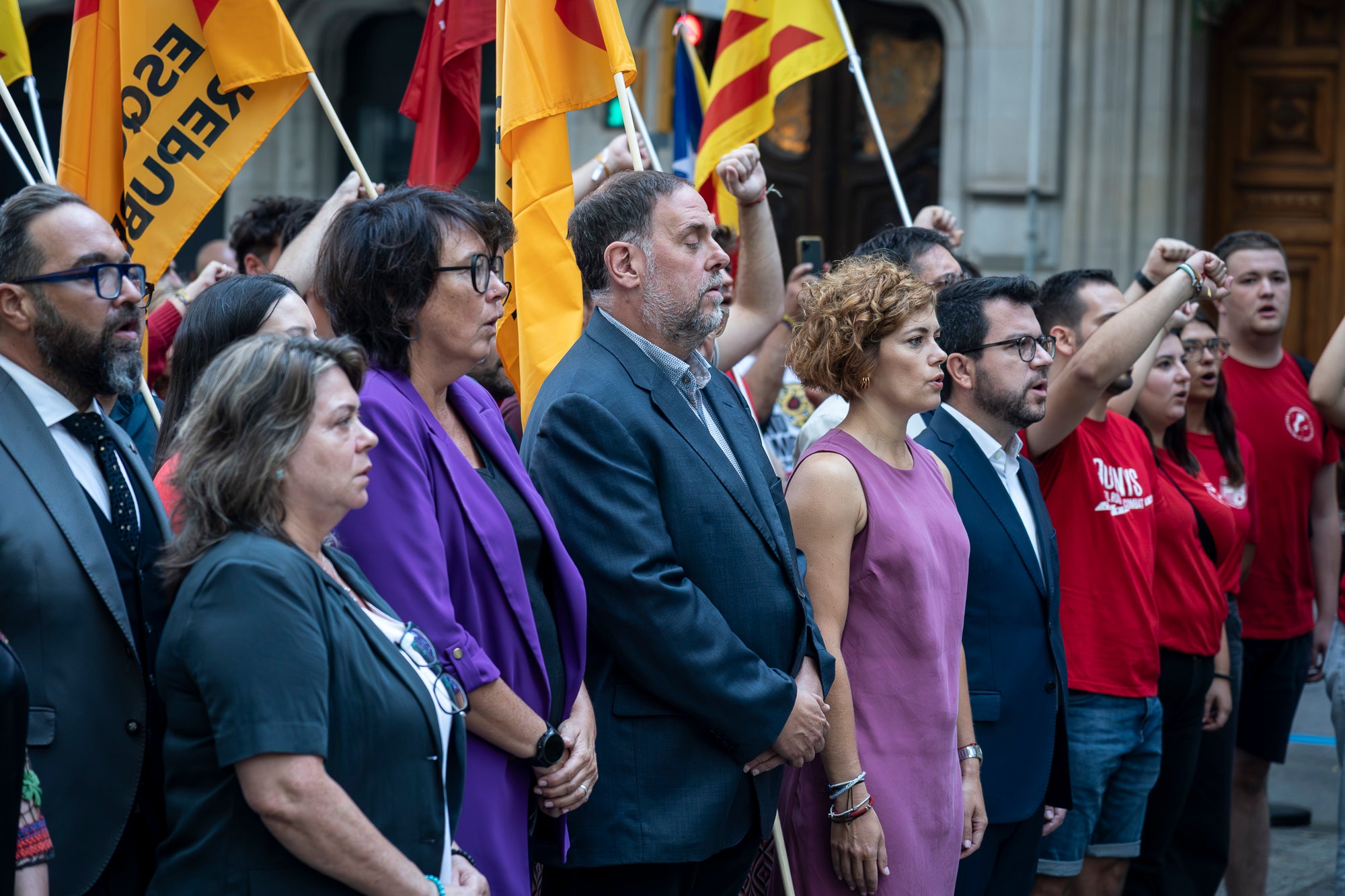 ERC, present a les tradicionals ofrenes al monument de Rafael Casanova per la Diada / Mireia Comas