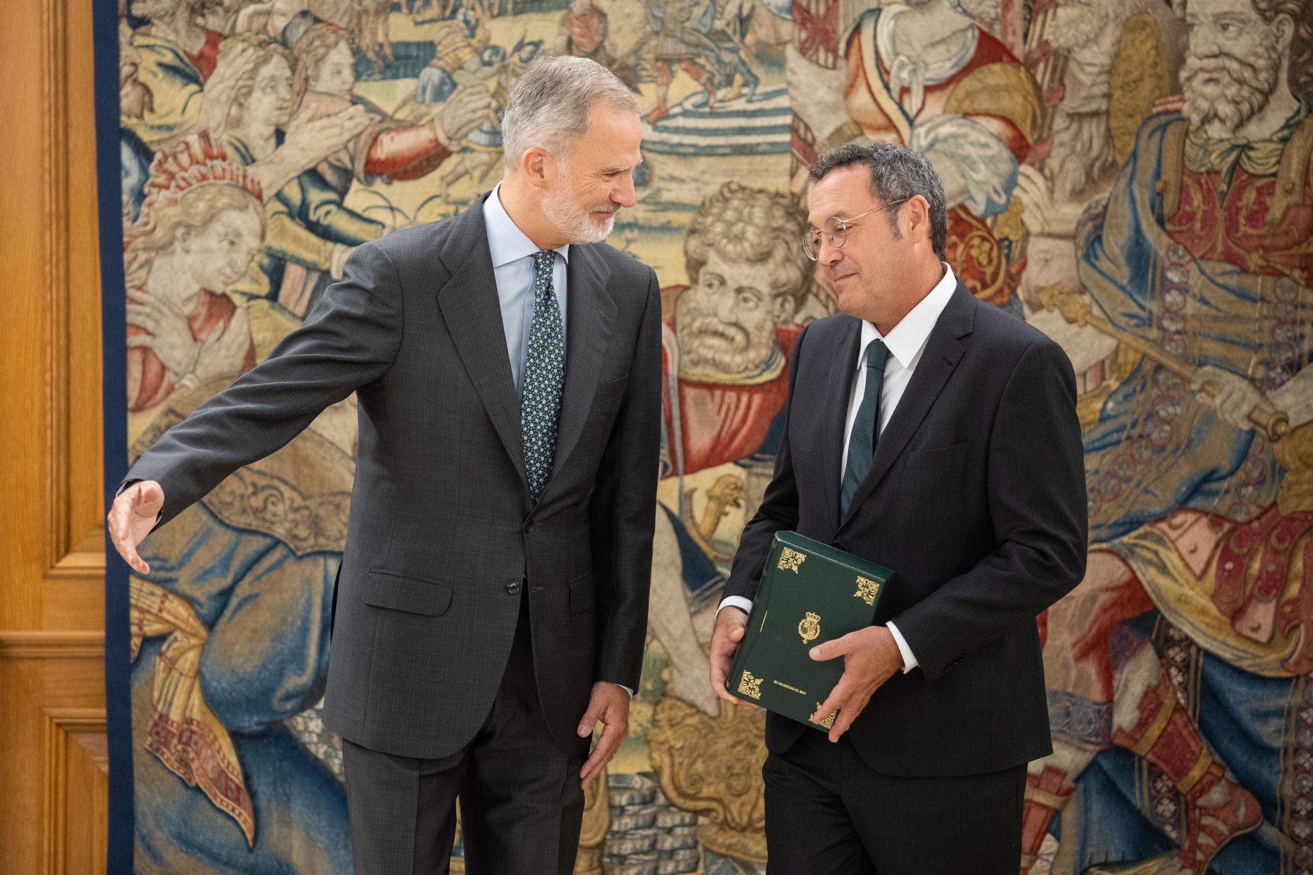 Felip de Borbó rep Álvaro Garcia Ortiz/Alejandro Martínez EP