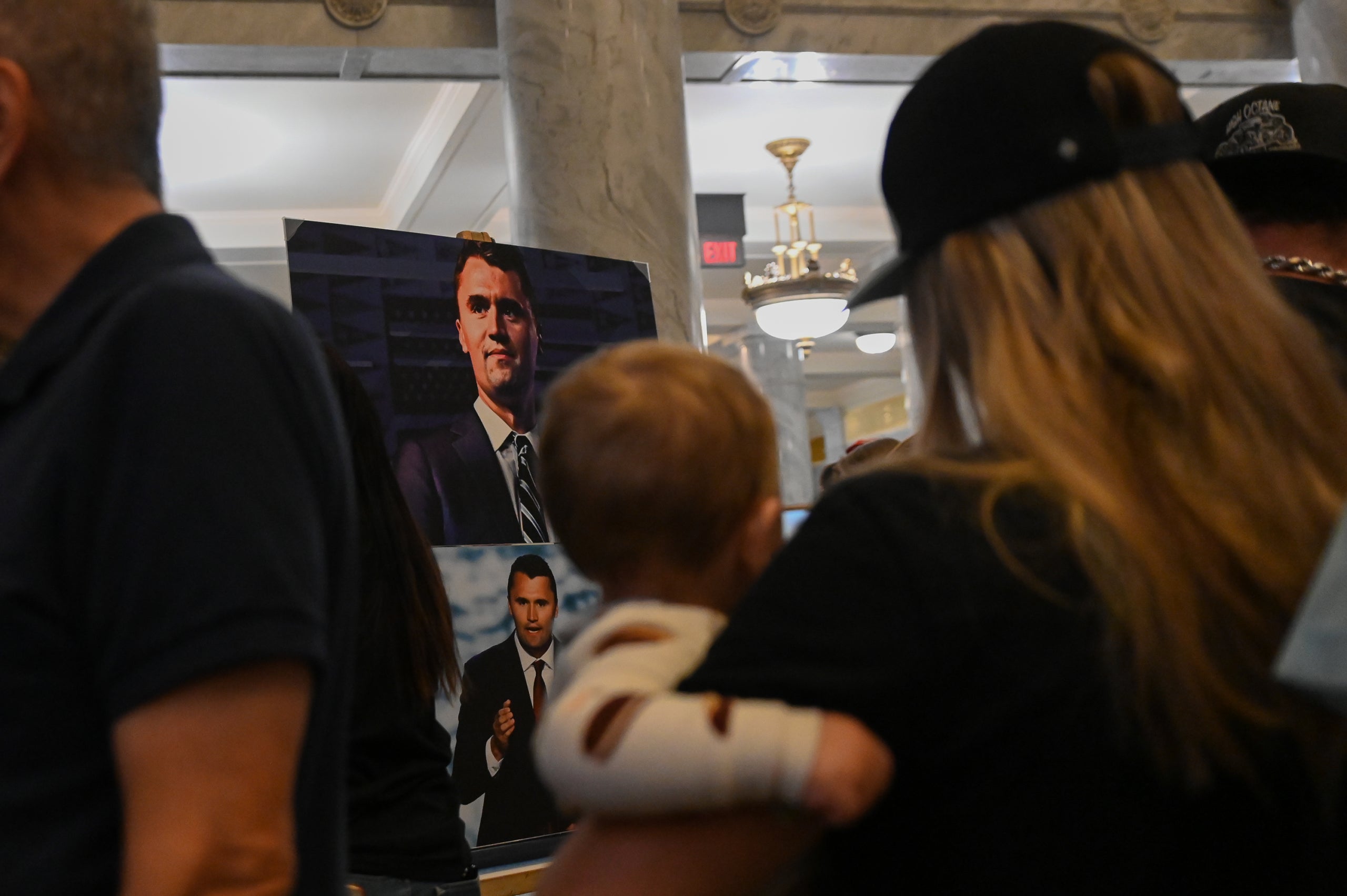 Muestras de condolencia por la muerte del activista de extrema derecha Charlie Kirk / Madeleine Kelly /Europa press