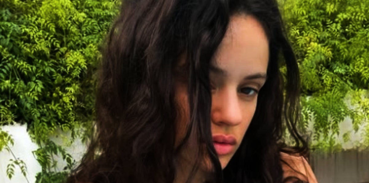 Las fotos más extrañas del verano de Rosalía - Instagram