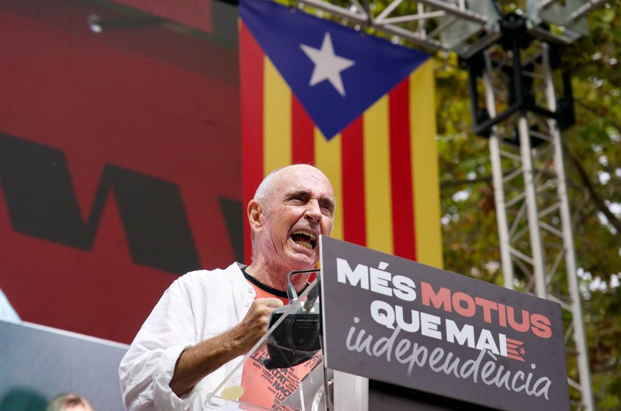 El president de l'ANC, Lluís Llach, durant el discurs de la Diada 2025 | Mireia Comas