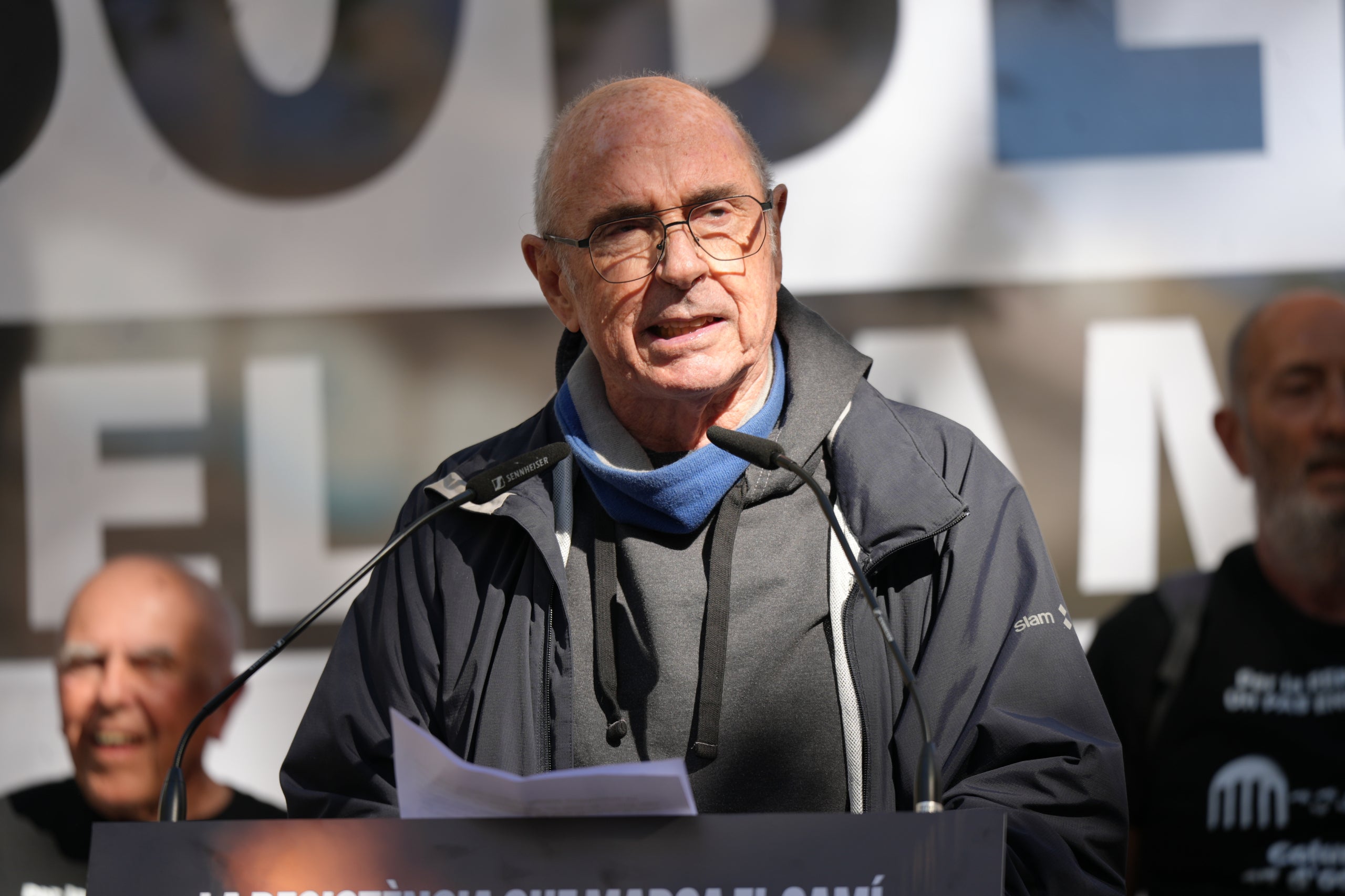 El president de l'ANC, Lluís Llach, a l'acte de plaça Urquinaona, a Barcelona| Eli Don (ACN)