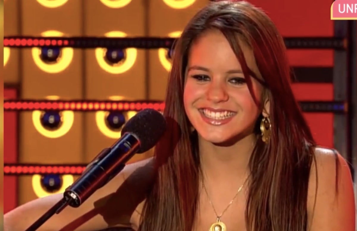 Així va ser el dia que van descartar Rosalía d'un programa de televisió | Telecinco