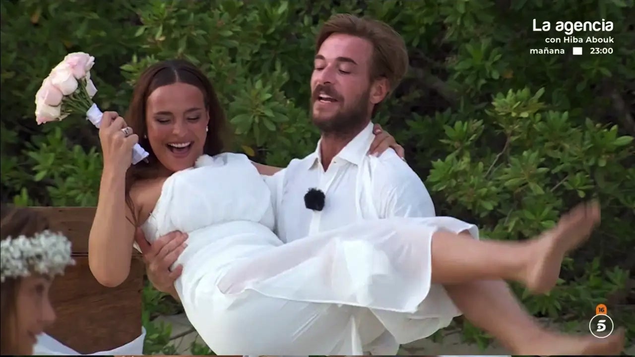 Marta Peñate y Tony Spina se casan en Honduras - Telecinco