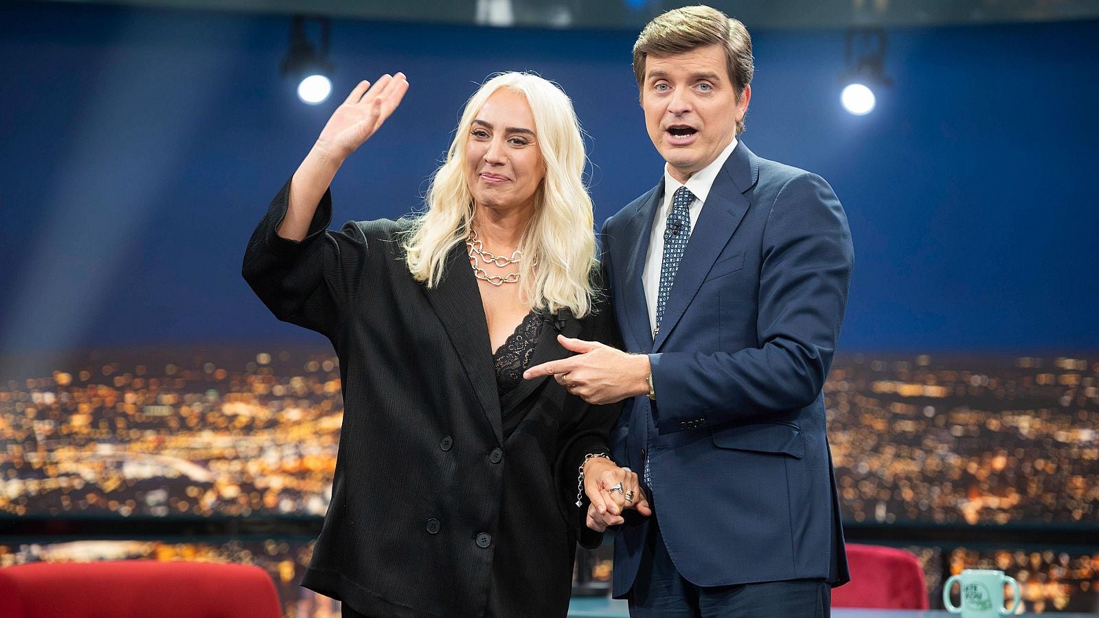 Mónica Naranjo confessa per què va comprondre la cançó de 'La isla de las tentaciones' en un lavabo - TVE