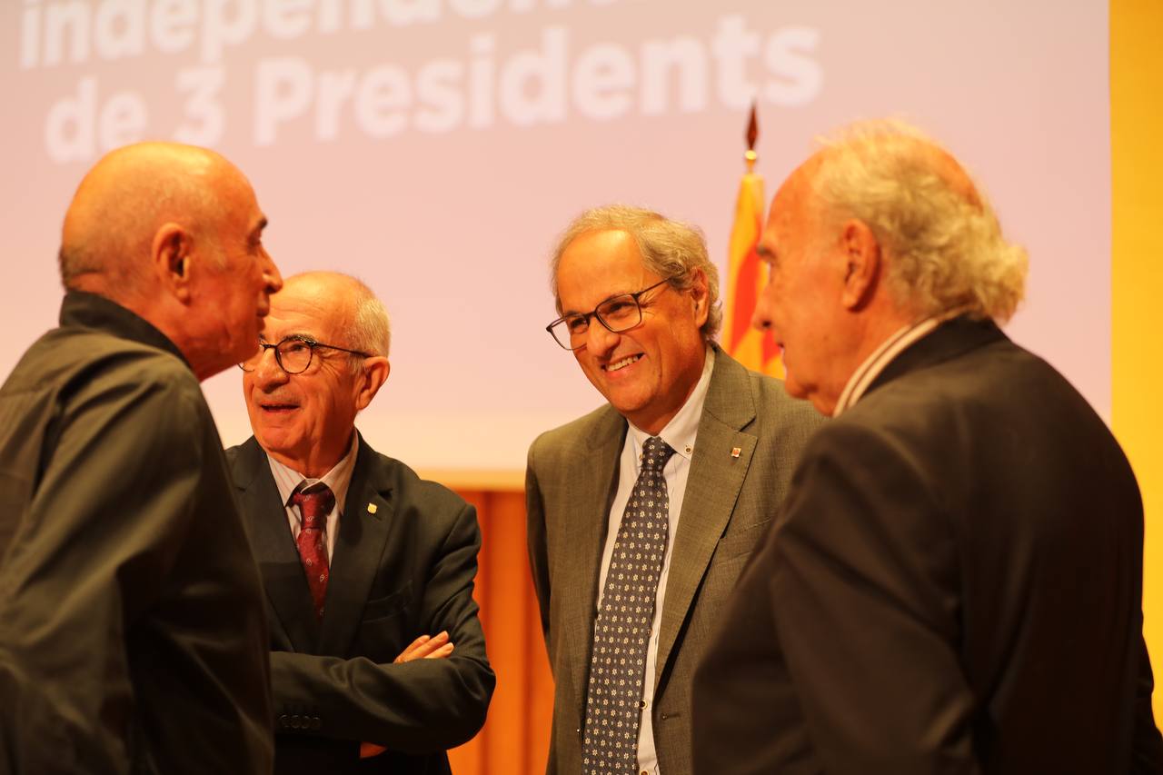 Torra, Albinyana i Soler, amb Llach, a l'acte organitzat per l'ANC / Cedida