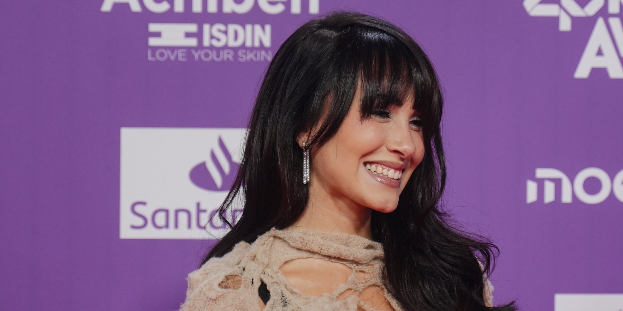 Aitana dedica el seu primer Latin Grammy al seu xicot - Europa Press