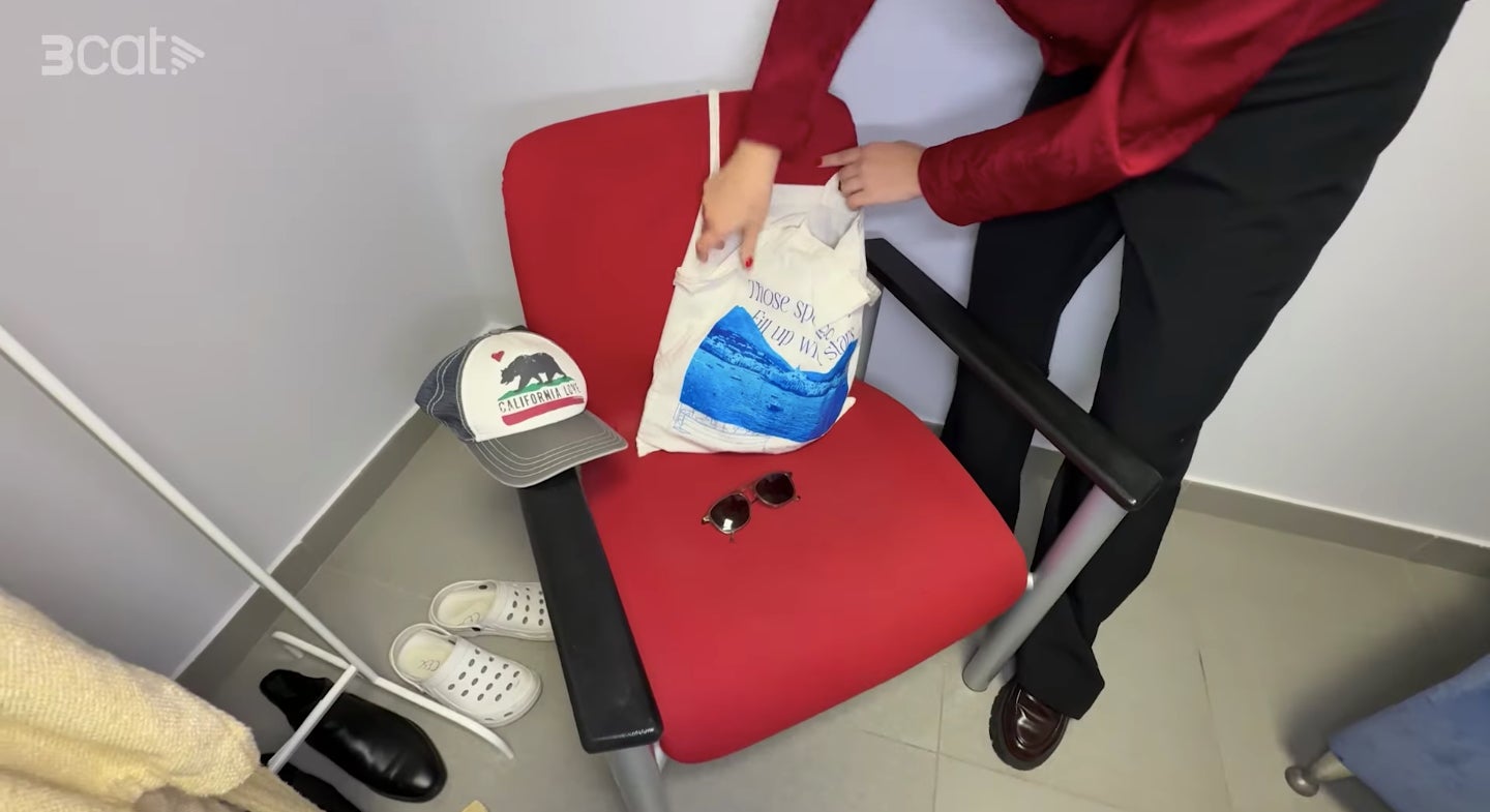 Algunos de los detalles de la habitación que comparten los artistas en TV3