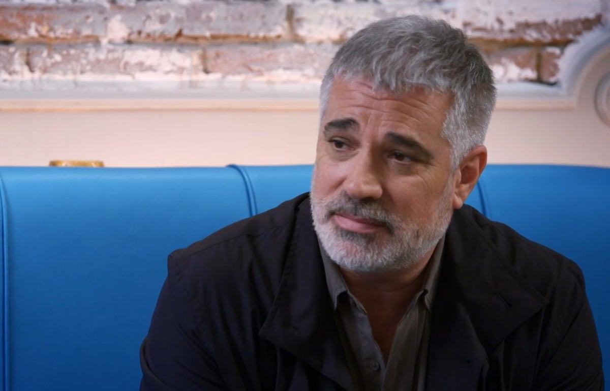 El Miqui ara s'interessa en cuidar el matrimoni amb la Neus a 'Com si fos ahir' | 3Cat.