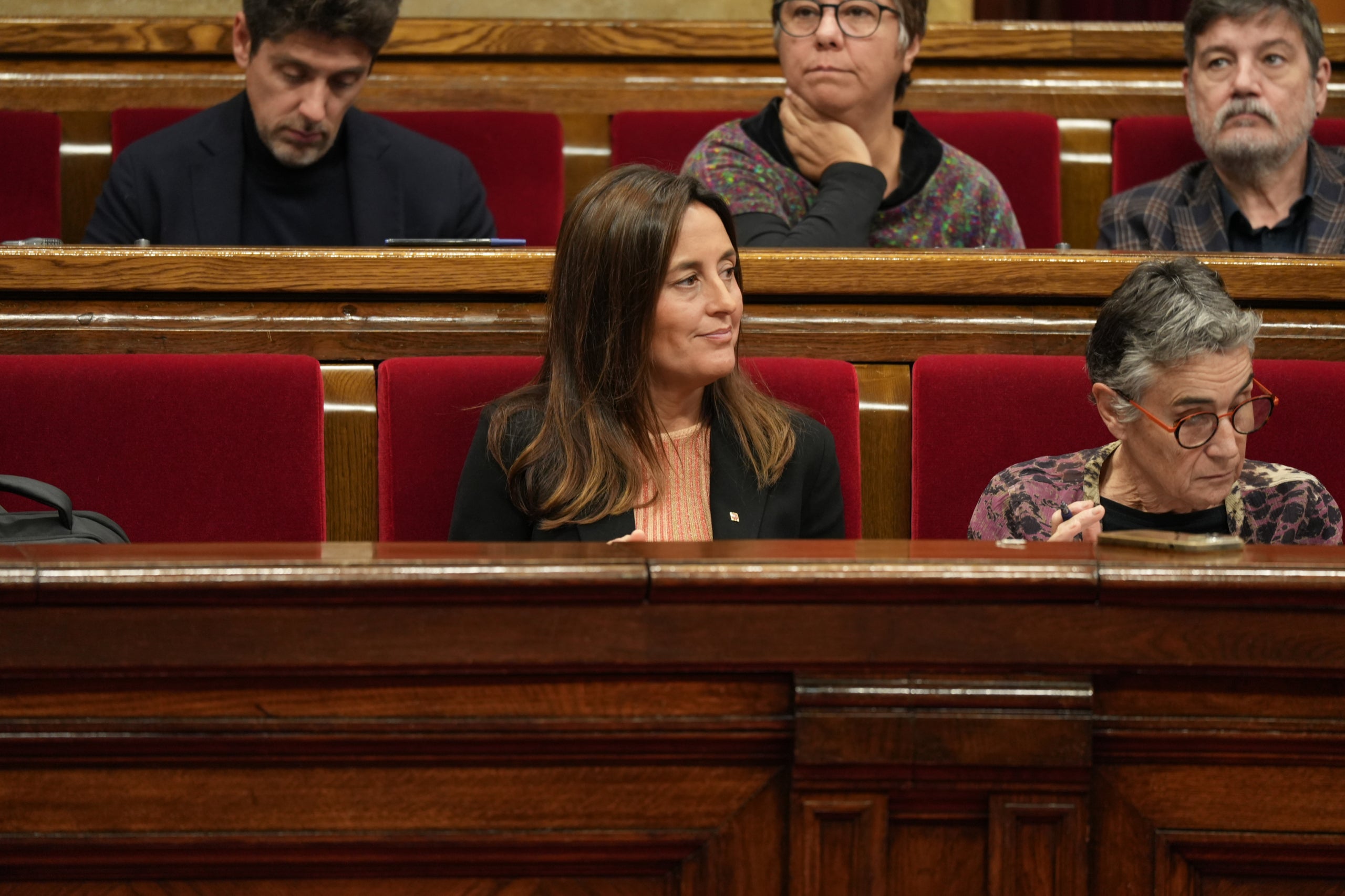 La consellera d'Educació i Formació Professional, Esther Niubó, durant el ple al Parlament d'aquesta setmana / Bernat Vilaró (ACN)