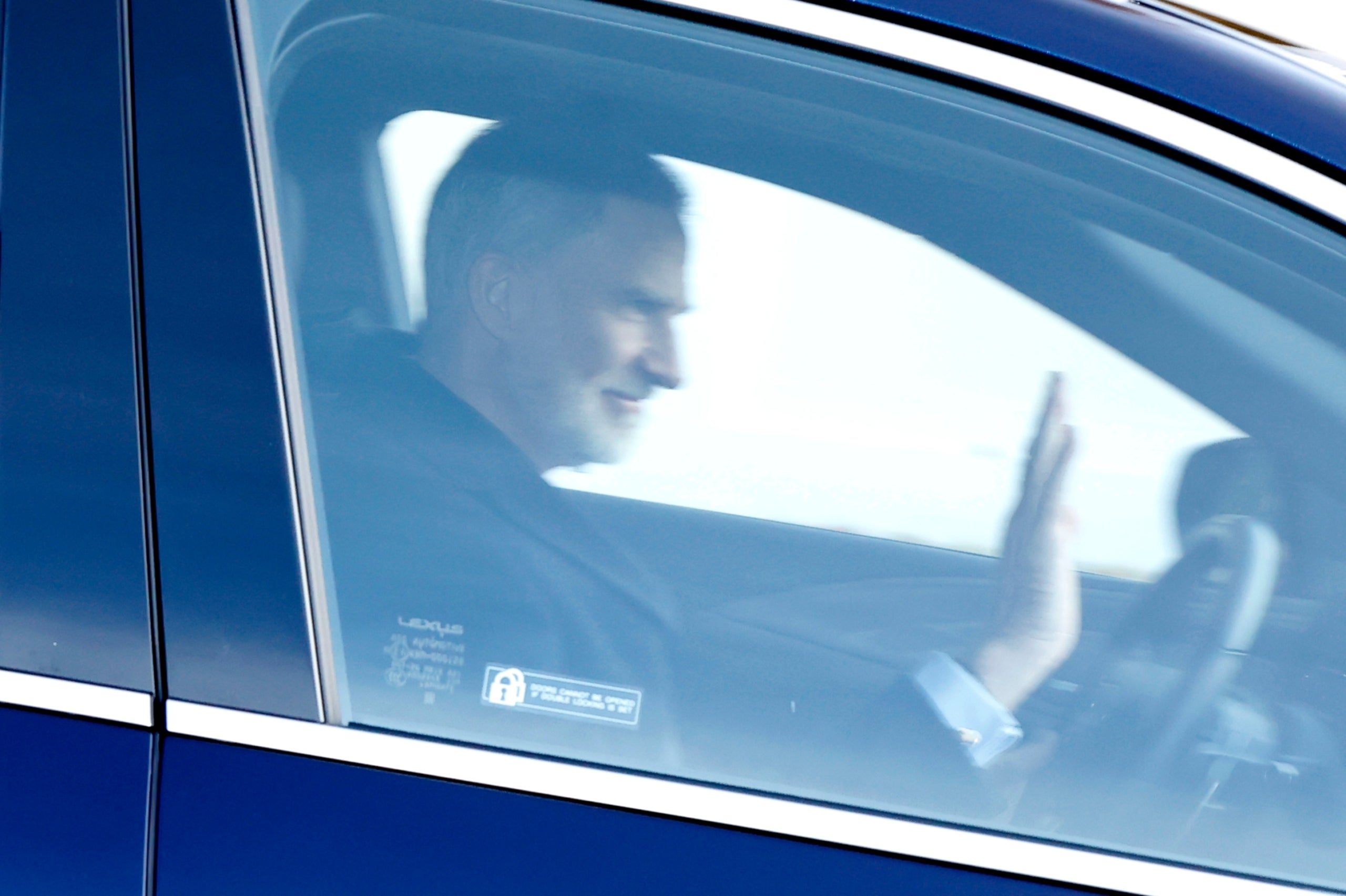 Felip va abandonar l'esmorzar amb la família en cotxe i sol | Europa Press