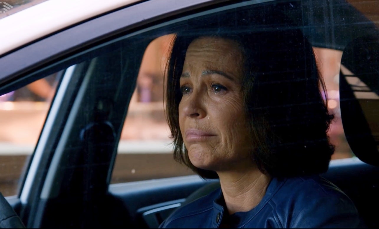 La Sílvia ha pillado en directo a Francesc y Ona besándose en 'Com si fos ahir' | 3Cat